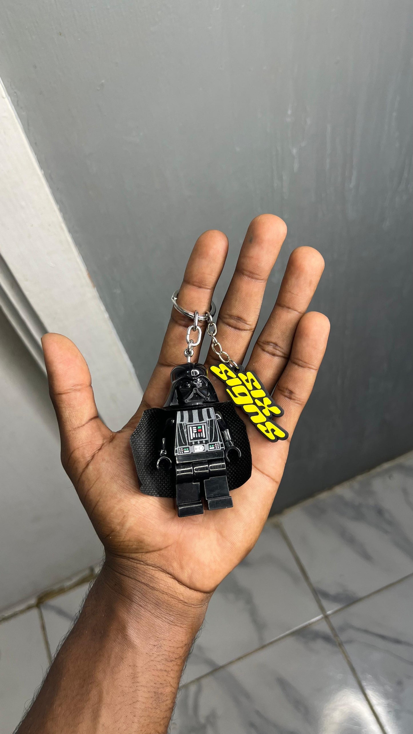 $£¥₹₽ع.د Keychain